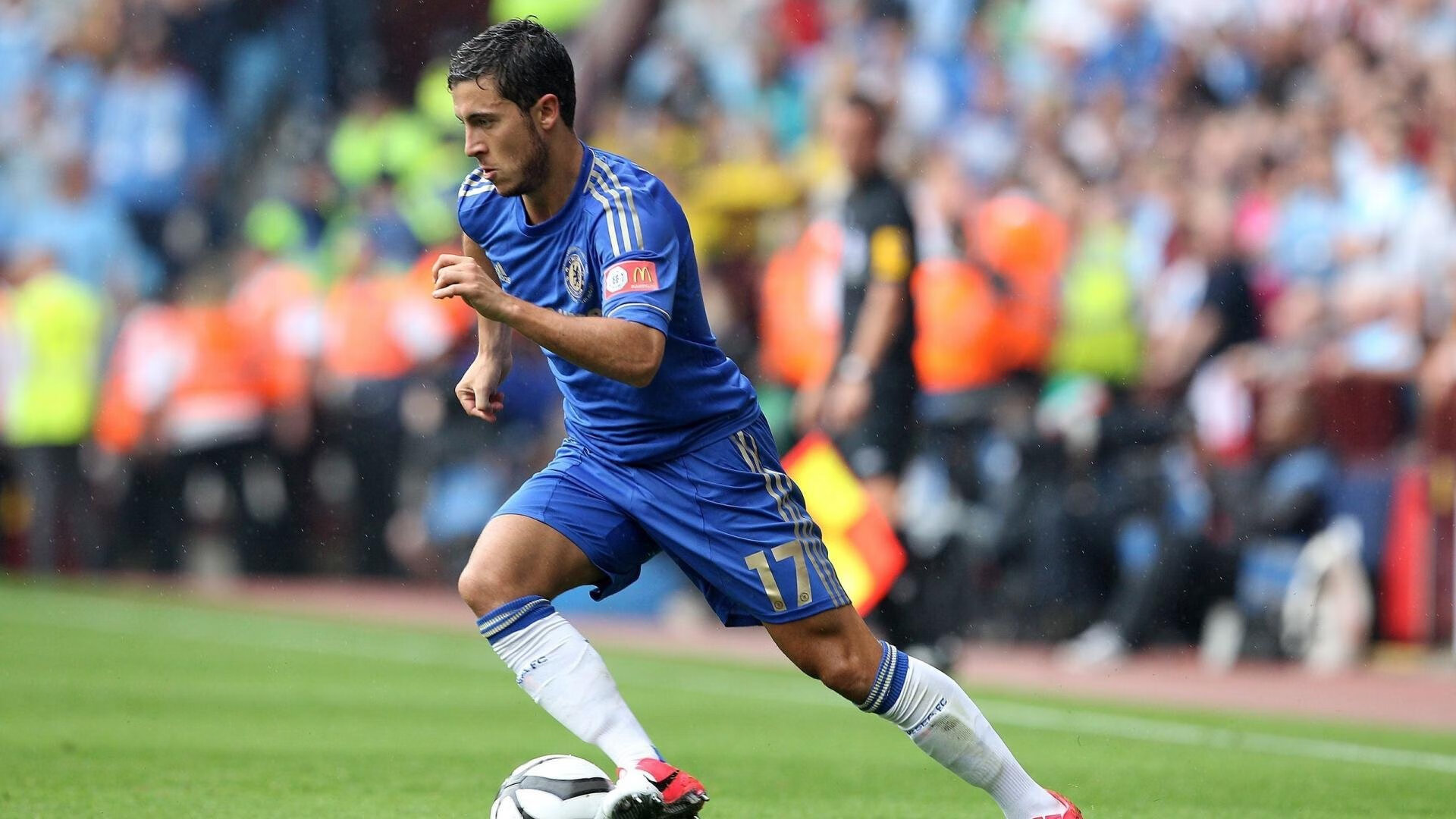 五大联赛是否通过压迫站位引导对手传球方向，五大联赛赛前分析